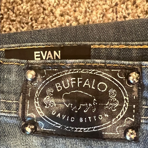Buffalo David Bitton Men's Denim Jeans like new without tags - Picture 2 of 8